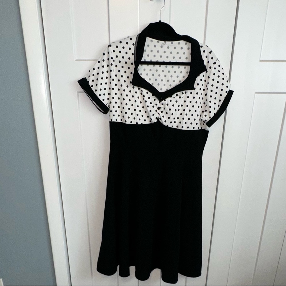 1950’s Inspired Black and White Polka Dot Dress